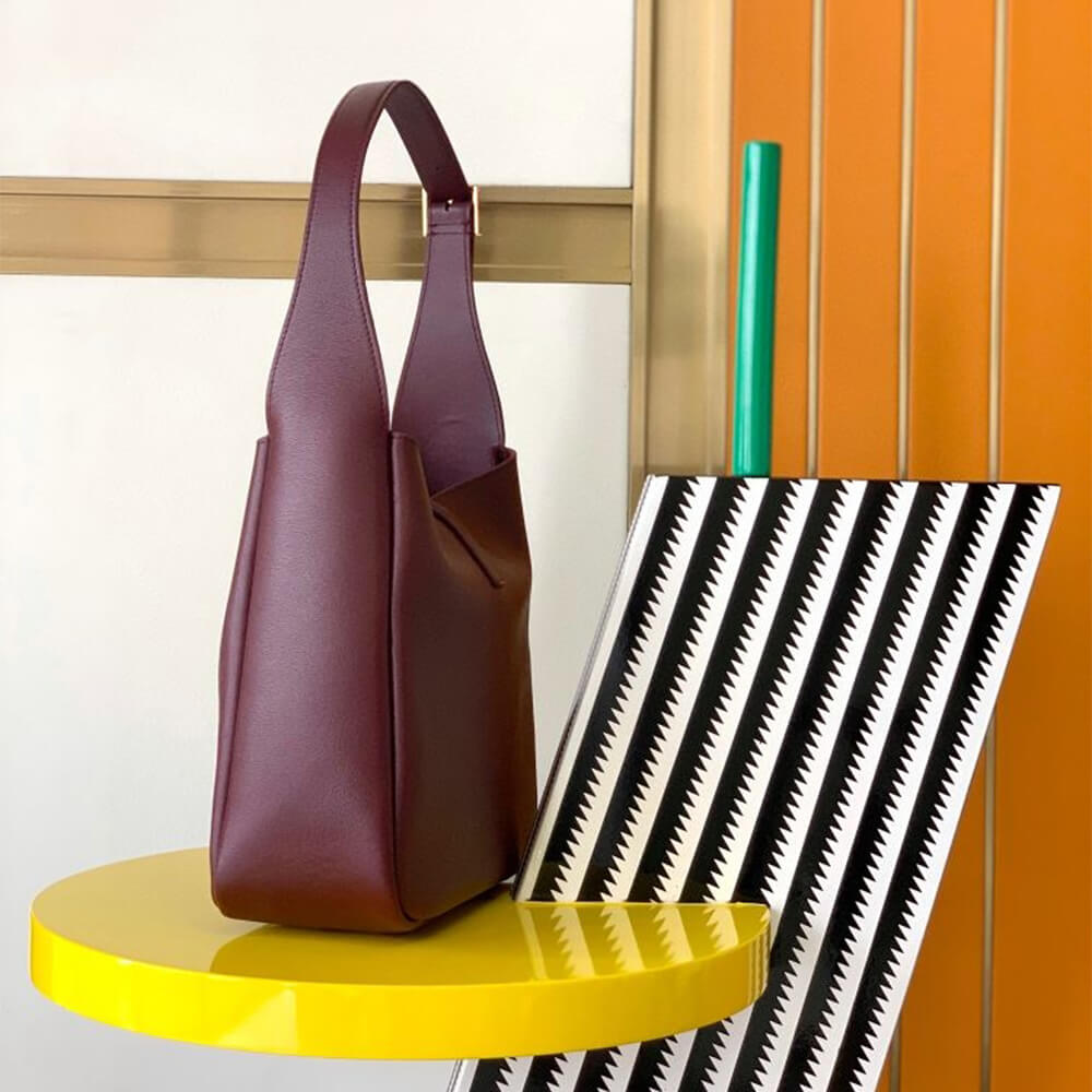 ysl le 5 À 7 S*pple small in grained leather(high-end grade)