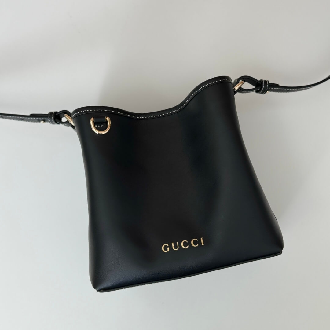 GG Emblem mini bucket bag