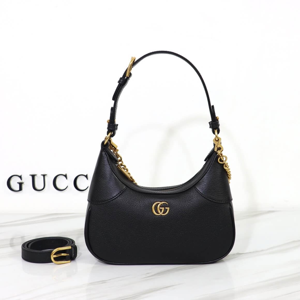 G*u*i aphrodite small shoulder bag